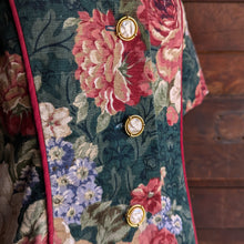 Load image into Gallery viewer, Vintage Short Sleeve Tapestry Jacket