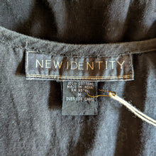 Load image into Gallery viewer, 90s Vintage Black Embroidered Lattice Vest