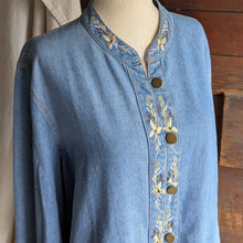 Load image into Gallery viewer, 90s Vintage Embroidered Denim Jacket