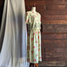 Load image into Gallery viewer, 90s Vintage Green Floral Boxy-Top Maxi Dress