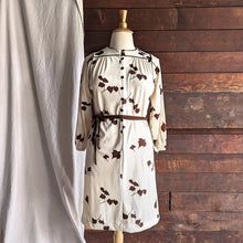 Load image into Gallery viewer, 60s/70s Vintage Leaf Print Polyester Midi Dress
