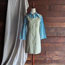 Load image into Gallery viewer, 70s Vintage Semi-Sheer Teal Shirt