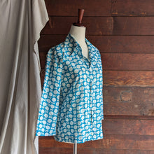 Load image into Gallery viewer, 70s Vintage Semi-Sheer Teal Shirt