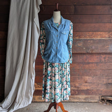 Load image into Gallery viewer, 90s Vintage Denim Sleeveless Top