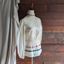 Load image into Gallery viewer, 70s Vintage Cream Asymmetrical Button Tunic