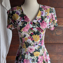 Load image into Gallery viewer, 90s Vintage Floral Print Flared Mini Dress