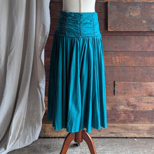 Load image into Gallery viewer, Y2K Vintage Teal Crinkled Cotton Midi Skirt