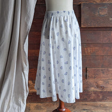 Load image into Gallery viewer, 80s Vintage White Lightweight Midi Skirt