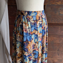 Load image into Gallery viewer, 90s Vintage Leaf & Bird Print Skirt