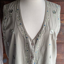 Load image into Gallery viewer, 90s Vintage Plus Size Khaki Embroidered Twill Vest