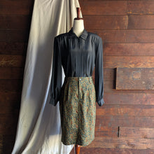Load image into Gallery viewer, 80s Vintage Black Boxy Blouse