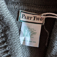 Load image into Gallery viewer, 80s/90s Vintage Embroidered Olive Green Sweater