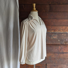 Load image into Gallery viewer, 70s Vintage Plus Size Polyester Knit Blouse