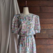 Load image into Gallery viewer, 80s/90s Vintage Blue Floral Midi Puff Sleeve Dress