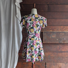 Load image into Gallery viewer, 90s Vintage Floral Print Flared Mini Dress