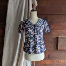 Load image into Gallery viewer, 90s Vintage Floral and Plaid Knit Top