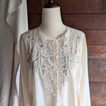 Load image into Gallery viewer, 90s Vintage Ivory Embroidered Blouse