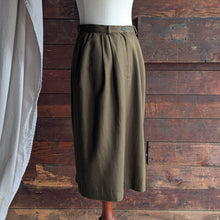 Load image into Gallery viewer, 90s Vintage Olive Midi Skirt