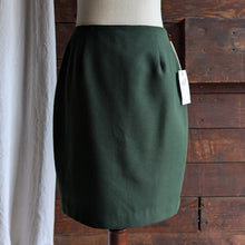 Load image into Gallery viewer, 90s Vintage Green Twill Pencil Skirt