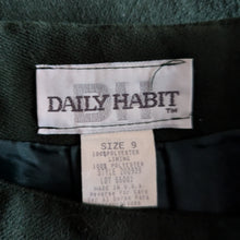 Load image into Gallery viewer, 90s Vintage Green Twill Pencil Skirt