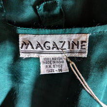 Load image into Gallery viewer, 90s Vintage Emerald Green Beaded Velveteen Vest