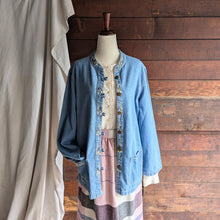 Load image into Gallery viewer, 90s Vintage Embroidered Denim Jacket