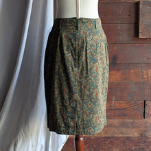 Load image into Gallery viewer, 90s Vintage Green Paisley Pencil Skirt