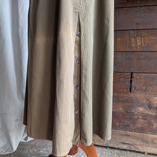 Load image into Gallery viewer, 90s Vintage A-Line Olive-Brown Maxi Skirt