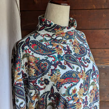 Load image into Gallery viewer, 90s Vintage White and Paisley Printed Turtleneck