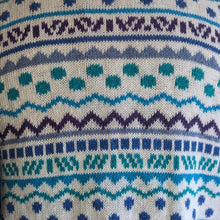 Load image into Gallery viewer, 90s Vintage Cropped White and Blue Cardigan