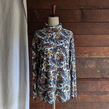 Load image into Gallery viewer, 90s Vintage White and Paisley Printed Turtleneck
