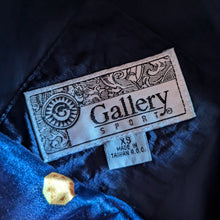 Load image into Gallery viewer, 90s Vintage Ornate Filigree Satin Windbreaker