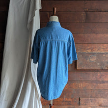 Load image into Gallery viewer, 90s Vintage Embroidered Birdhouse Denim Shirt