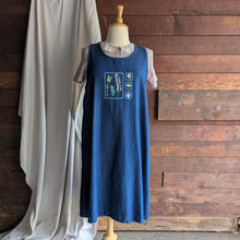 Load image into Gallery viewer, 90s Vintage Plus Size Embroidered Denim Midi Dress
