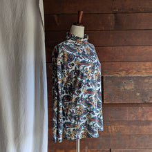 Load image into Gallery viewer, 90s Vintage White and Paisley Printed Turtleneck