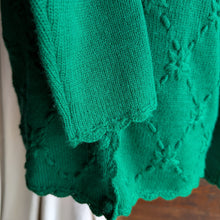 Load image into Gallery viewer, 90s Vintage Embroidered Green Cardigan