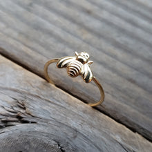 Load image into Gallery viewer, Honeybee Brass Ring