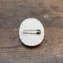 Load image into Gallery viewer, Tiny Embroidered Stump House Brooch