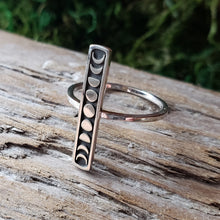 Load image into Gallery viewer, Sterling Silver Moon Phase Bar Ring