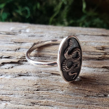 Load image into Gallery viewer, Sterling Silver Snake Relief Ring