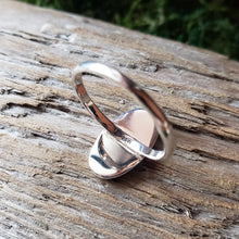 Load image into Gallery viewer, Sterling Silver Snake Relief Ring