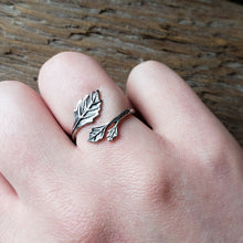 Load image into Gallery viewer, Sterling Silver Adjustable Leaf Ring