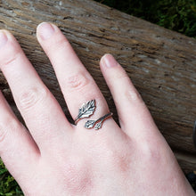 Load image into Gallery viewer, Sterling Silver Adjustable Leaf Ring