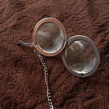 Load image into Gallery viewer, Handmade Ceramic Mushroom Tea Strainer