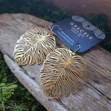 Load image into Gallery viewer, Monstera Cutout Brass Earrings