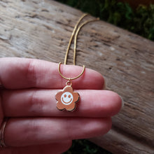 Load image into Gallery viewer, Smiley Daisy Charm Necklace