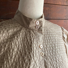 Load image into Gallery viewer, 70s Vintage Tan High Collar Dress
