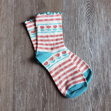Load image into Gallery viewer, Striped Tulip Socks
