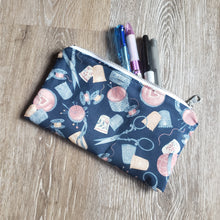 Load image into Gallery viewer, Vintage Fabric Zipper Pouch (Sewing Notions)
