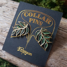Load image into Gallery viewer, Green Leaf Collar Pin Set
